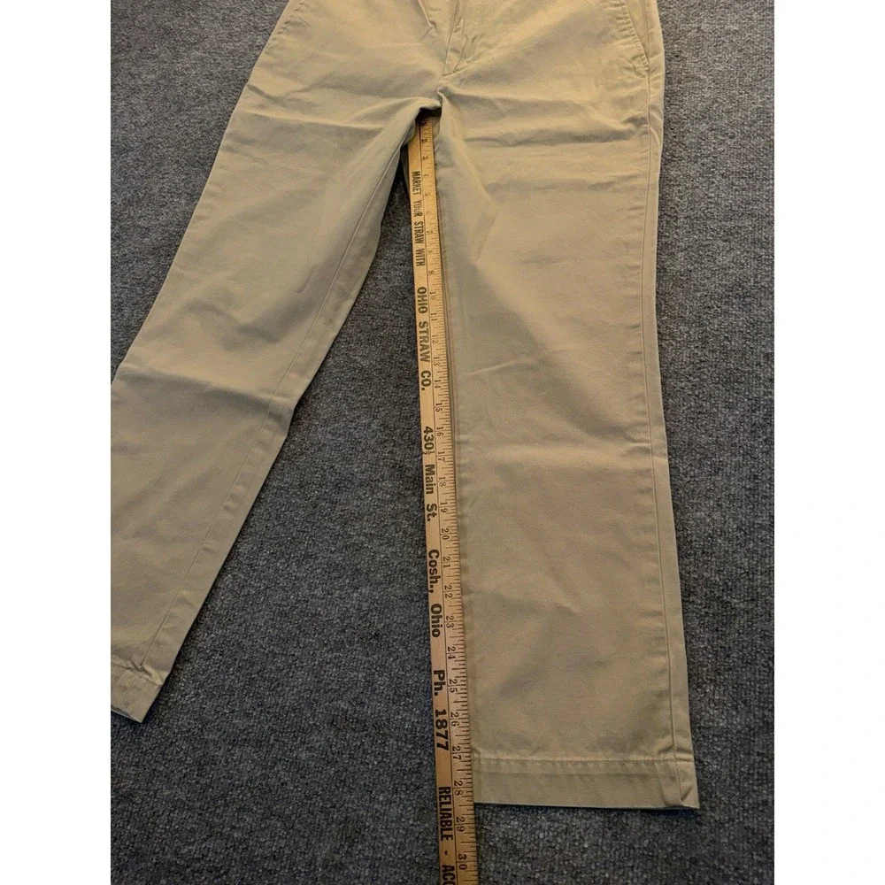 Banana Republic brand banana